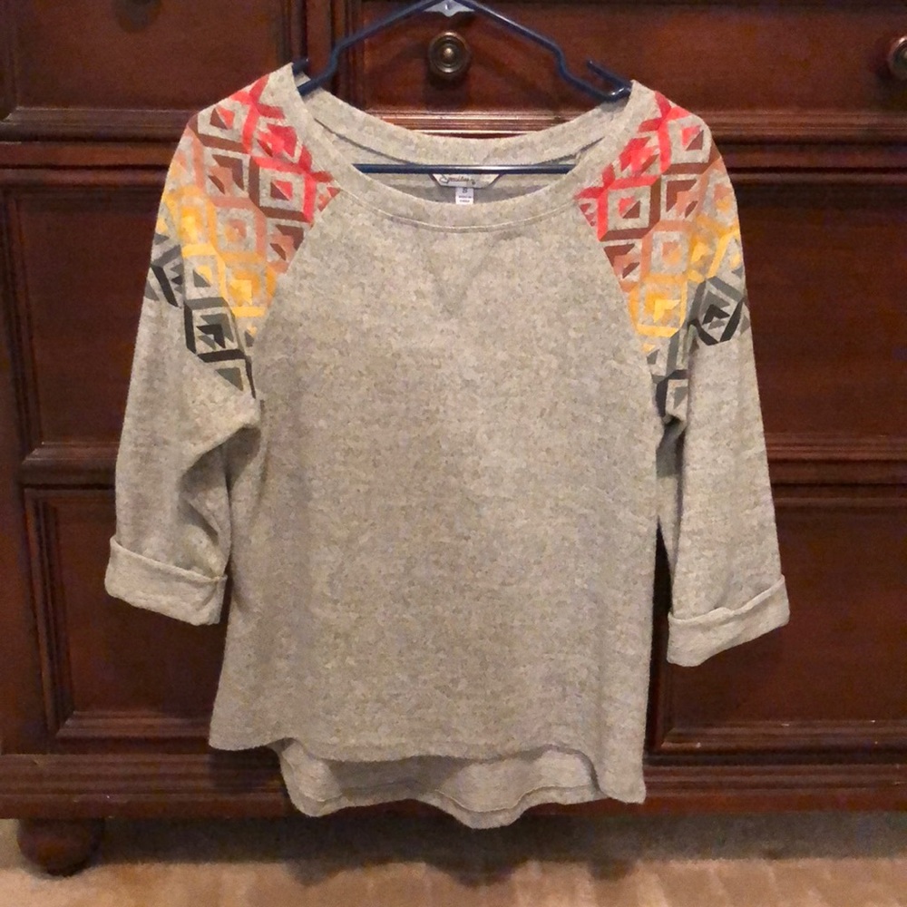 Tee shirt